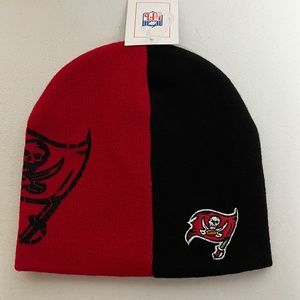 Tampa Bay Buccaneers NFL Embroidered Beanie Hat Vintage Football Sports